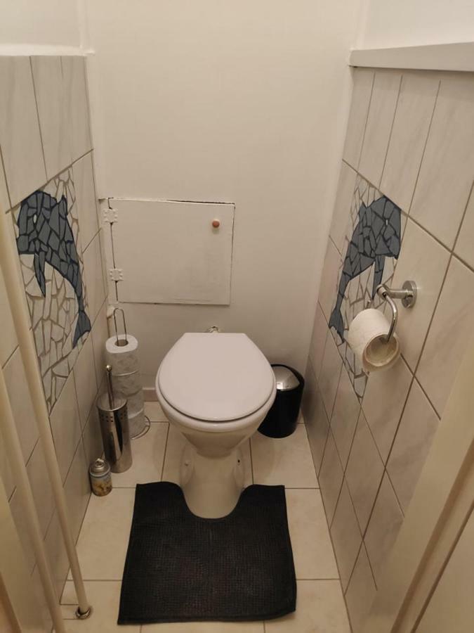 Koelcsey Apartman Apartment Szekszard Ngoại thất bức ảnh